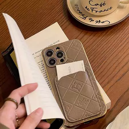 エルメスiphone18proケース エンボスレザー