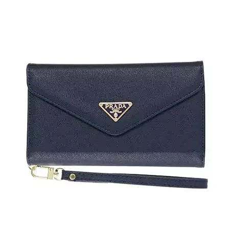 PRADA iphone18proケース 封筒型