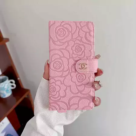 シャネル iphone18pro手帳カバー ベルト付き