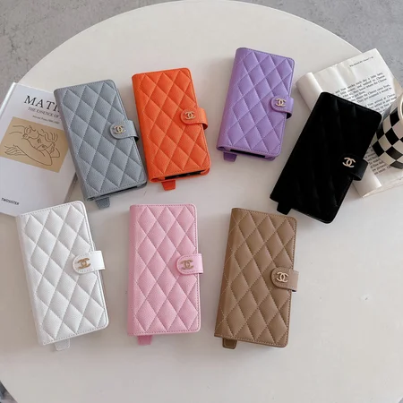 Chanel iphone18/18promax Magsafe対応 手帳型 ケース ココマーク付き キルティングレザー