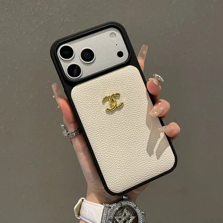 シャネル風iphoen18pro携帯ケース