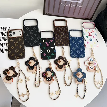 ルイヴィトン モノグラム iphone18pro/18promax 携帯 ケース ヴィヴィアンヌ チャーム 可愛い 手持ち チェーン 付き