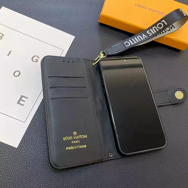 gucci iphone18ケース 手帳型 ハンドストラップ付き