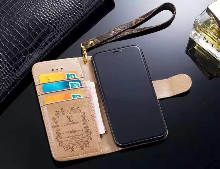ルイヴィトンiphone18ケース 手帳型 人気