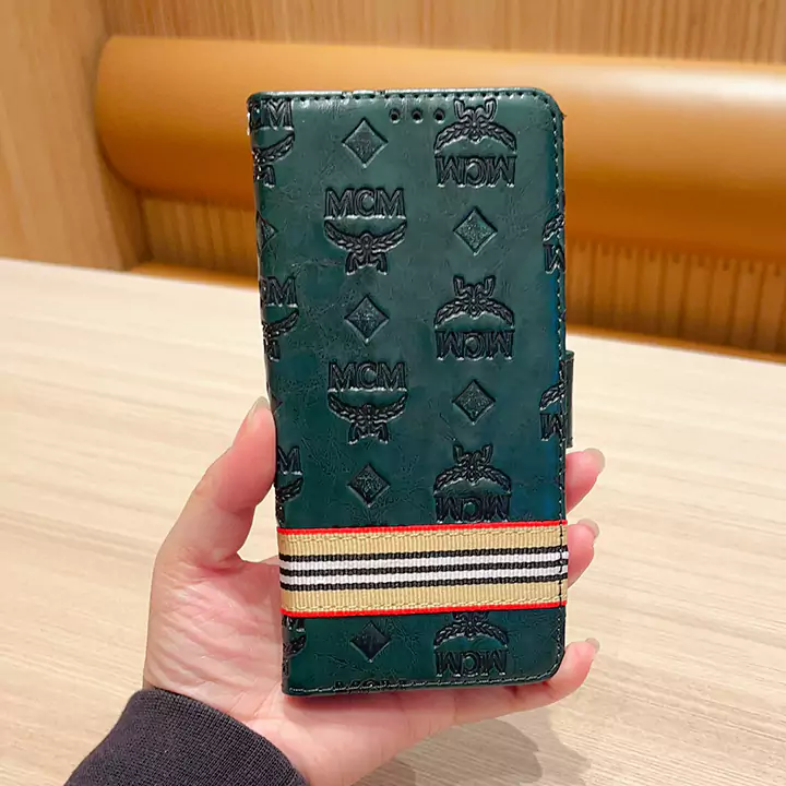CELINE iphone18手帳ケース カード収納