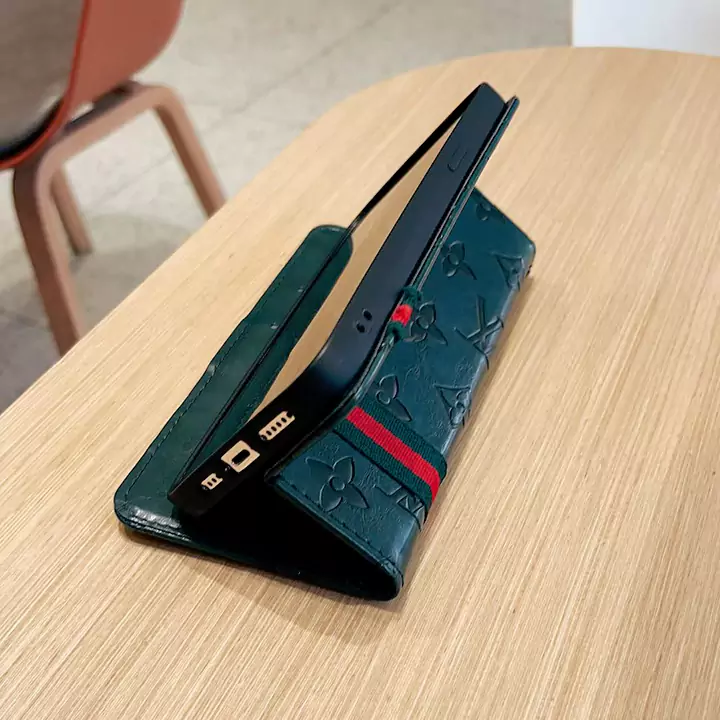 ヴィトン iphone18promaxケース 手帳 おしゃれ