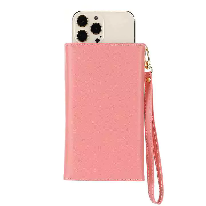 PRADA iphone18proケース 封筒型
