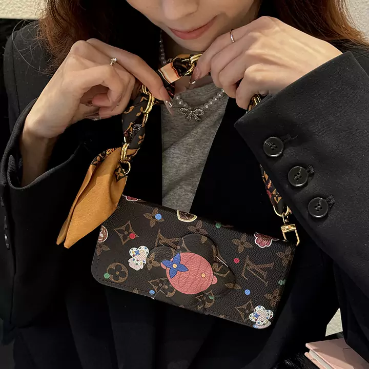女性向け ルイヴィトンiphone18proスマホケース 手帳型