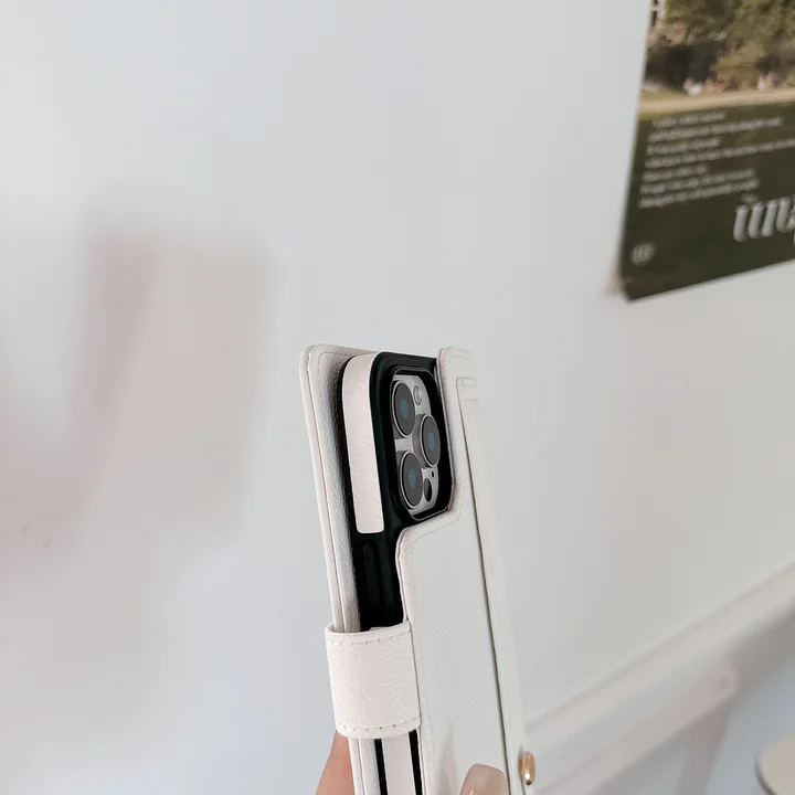 イヴ サンローラン キルティングレザー iphone18proケース 手帳型