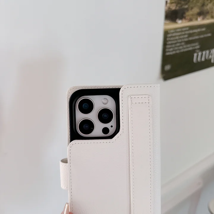イヴ サンローランiphone18ケース 手帳型