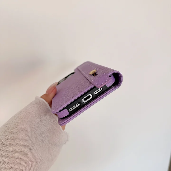 Chanel iphone18proケース 手帳型ベルト付き