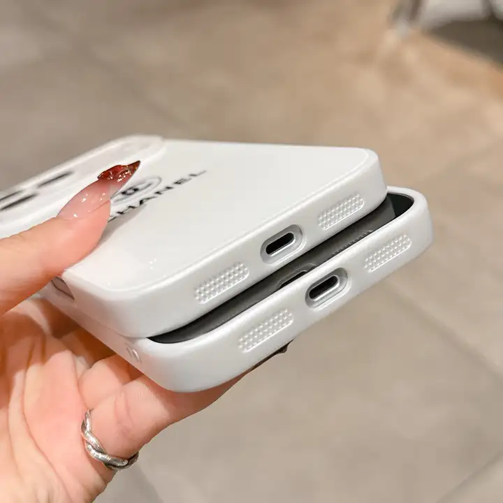 iphone18ガラスケース シャネル