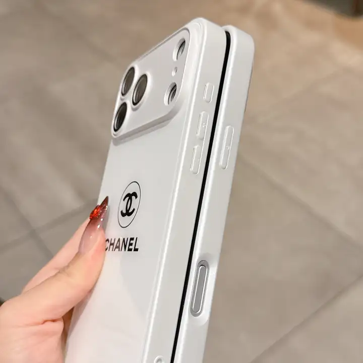 シャネルiphone18ケース 耐衝撃 傷つき防止
