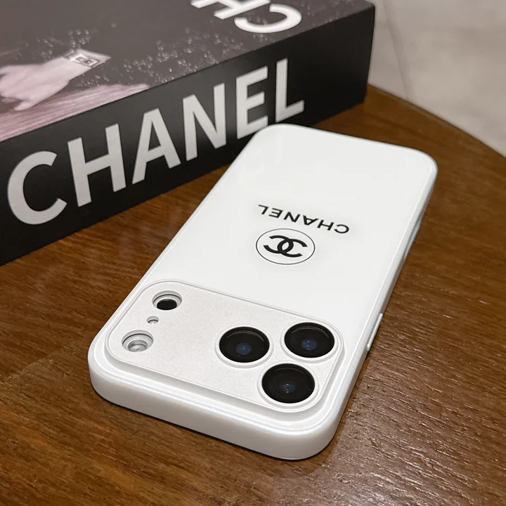 シャネルiphone18ケース カメラレンズ保護