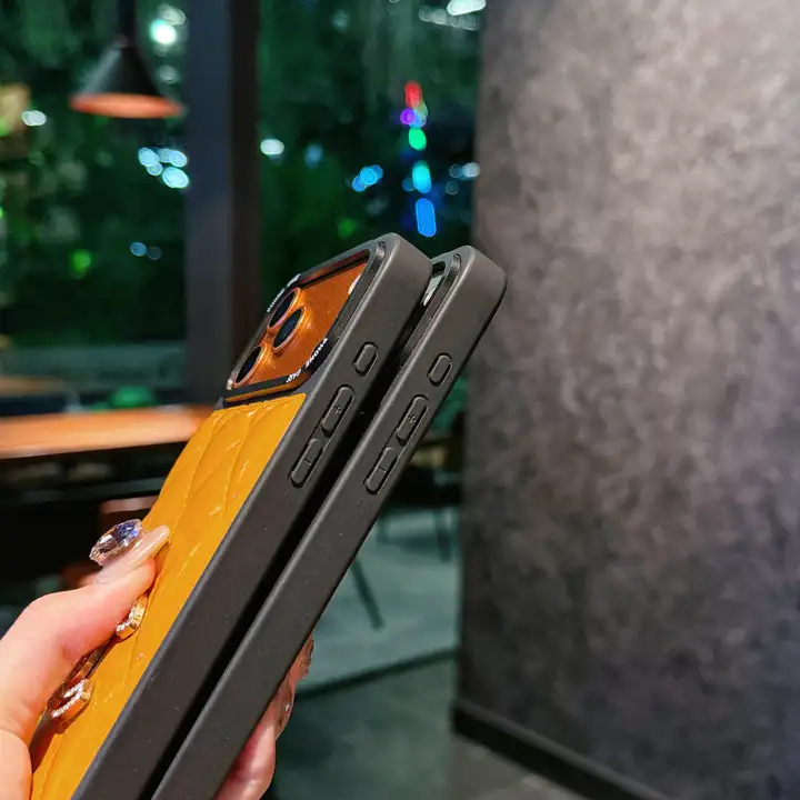 シャネル CCロゴ付き iphone18ケース