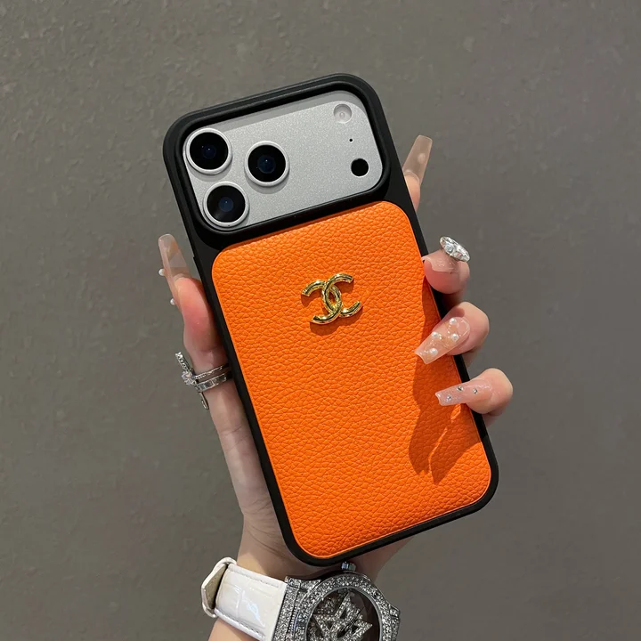 シャネル風iphoen18pro携帯ケース