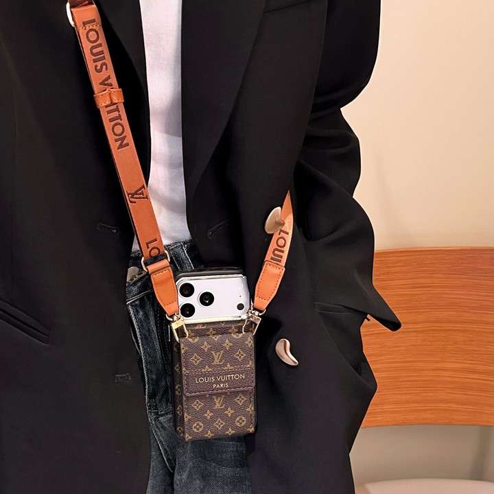 ルイヴィトン iphone18pro 大容量 カードケース