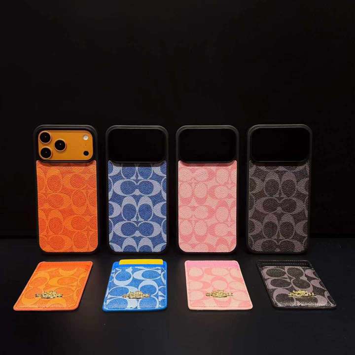 magsafeカードケース coach