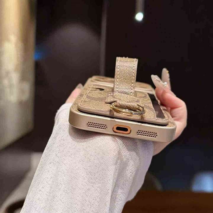 coach iphone18pro携帯ケース スマホベルト