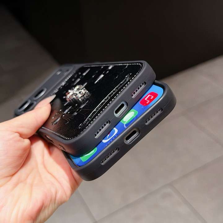 潮流ブランドiphone18ケース
