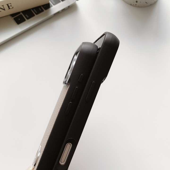 ディオールiphone18ケース 手ぶら女子